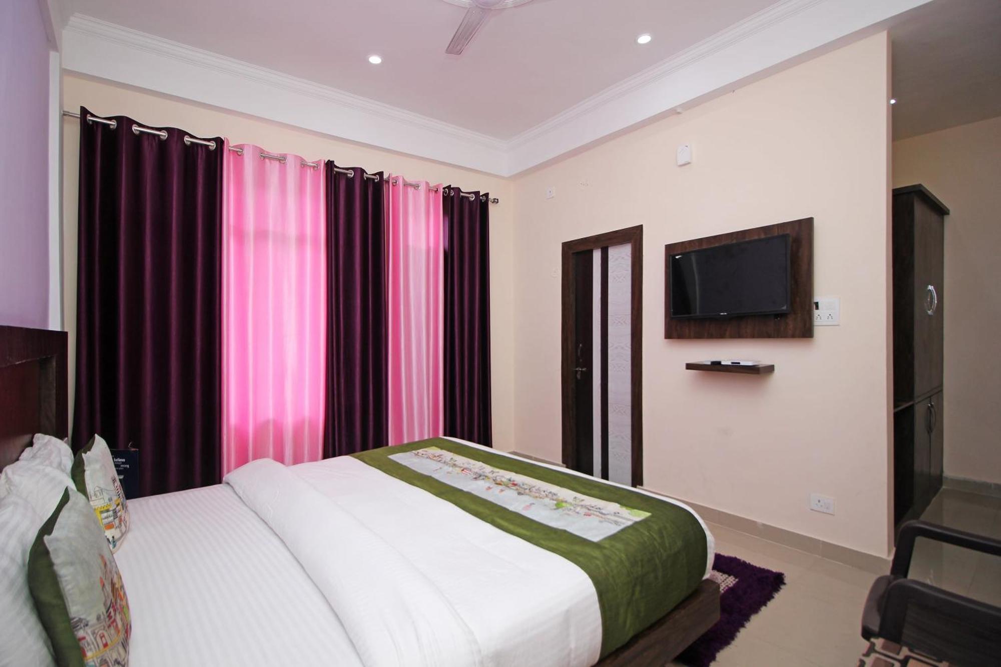 Oyo Hotel Chandni Дхарамсала Екстериор снимка